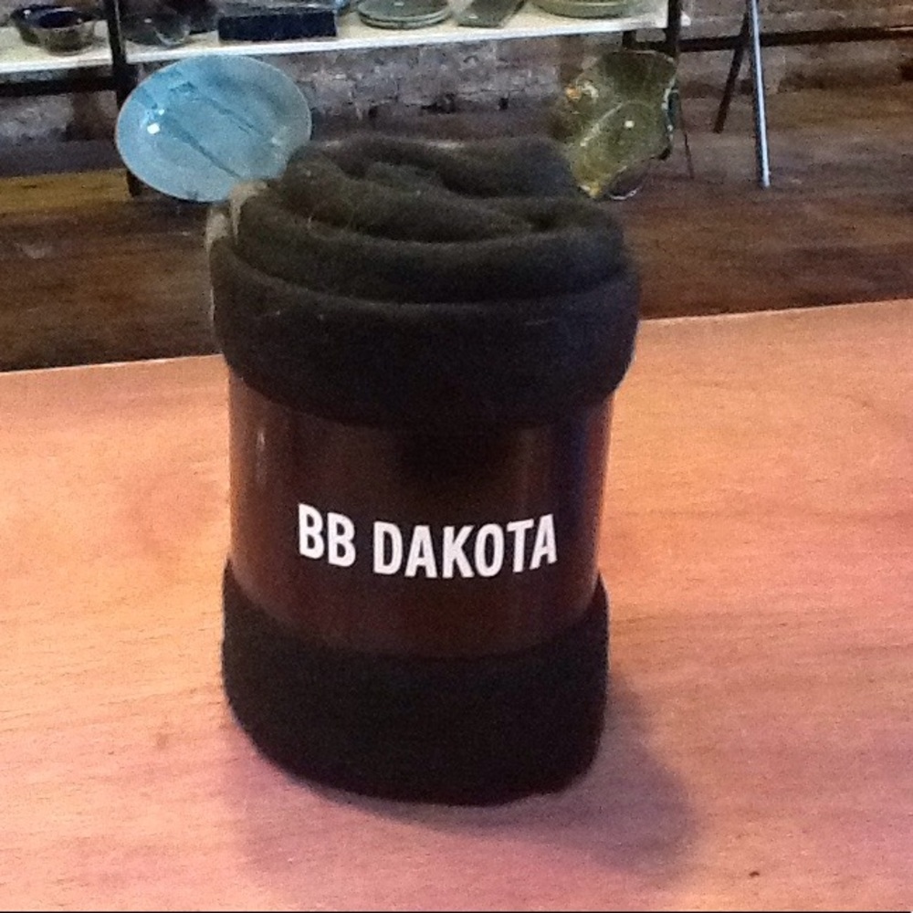 BB Dakota Poncho Black with Gray Stripe Fabfitfun